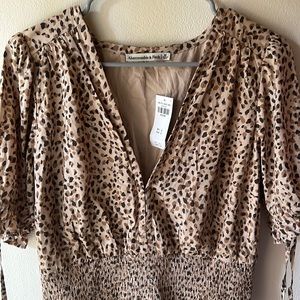 Abercrombie leopard print blouse M